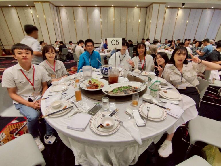 LINE_ALBUM_2025.09.06 國考金榜慶功宴暨回娘家典禮_250908_596